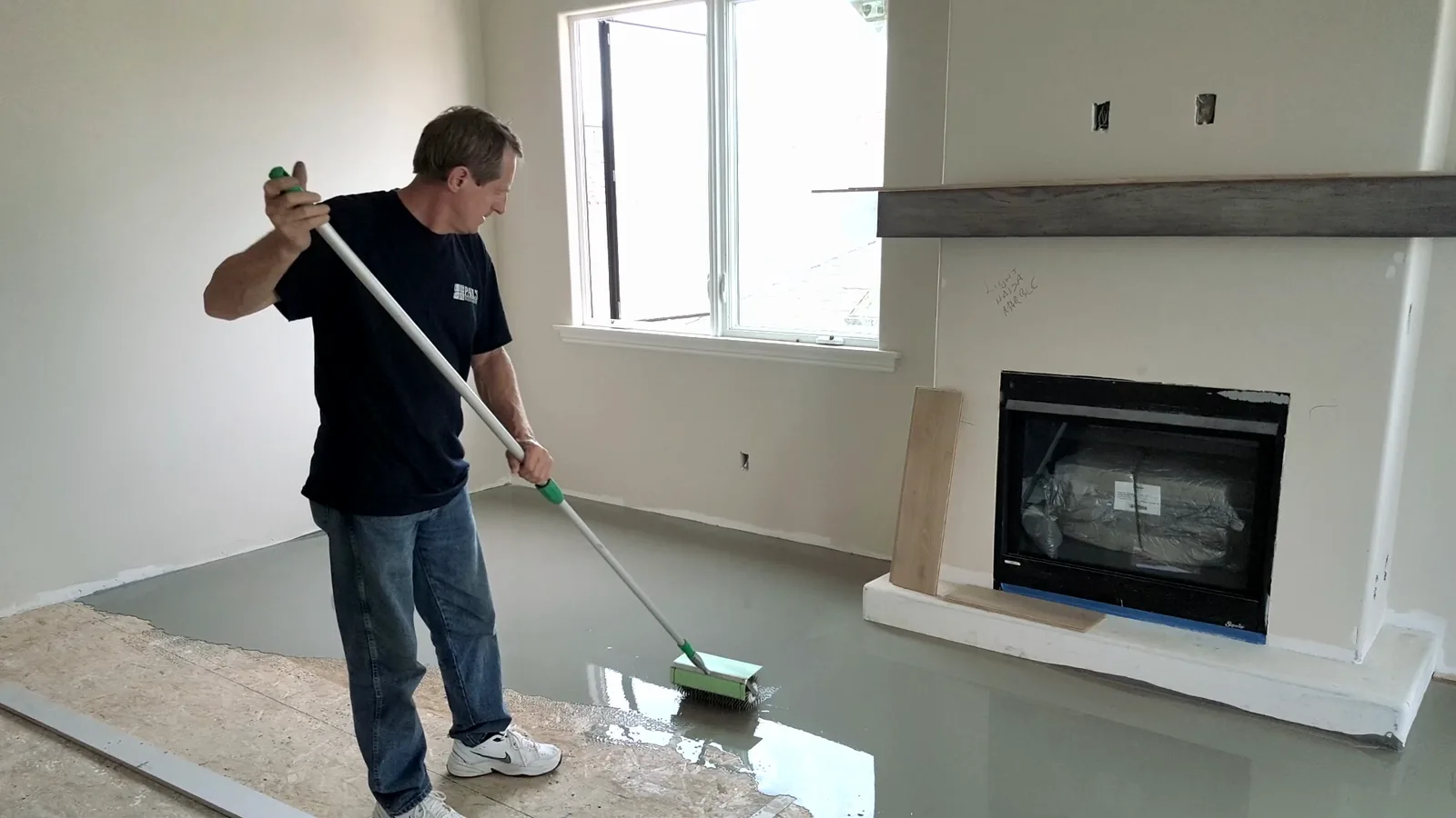 Sealing a subfloor before installation